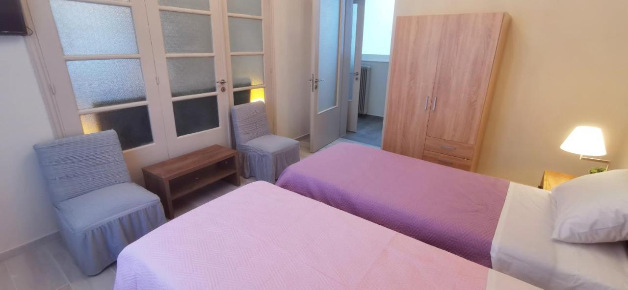 The Traditional Athenian House For 6, Near Metro Appartement *